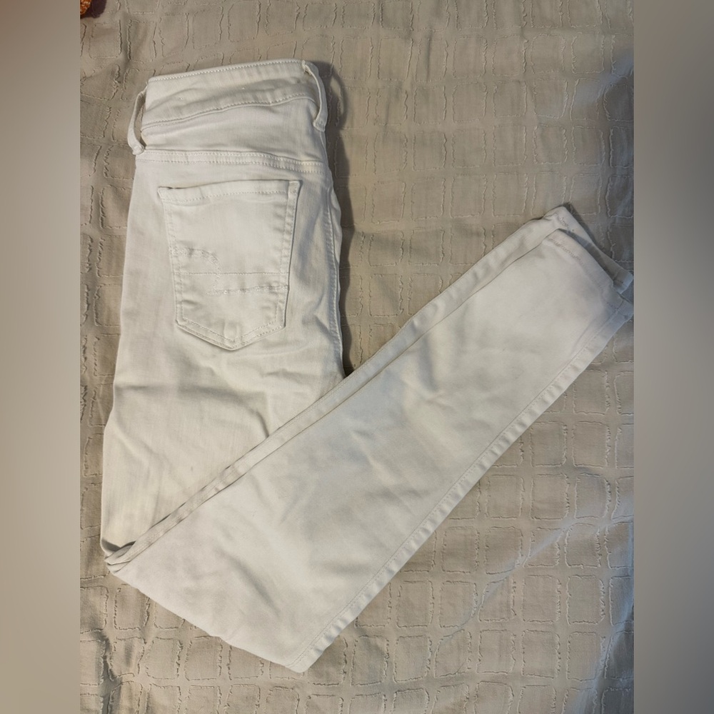 American Eagle Outfitters Women's white Next Level Stretch Skinny Jeans